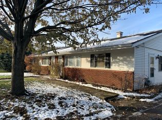 1735 Plum St #1737, Aurora, IL 60506