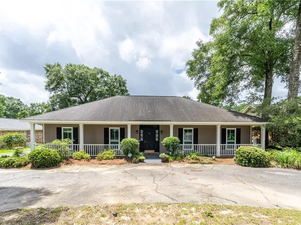 4105 Lake Cir S, Mobile, AL 36693
