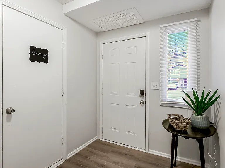 3125 Eaton St — Photo 4