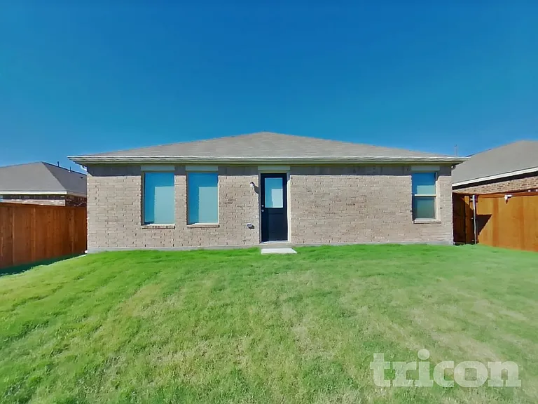 1717 Claireborne Ct — Photo 20