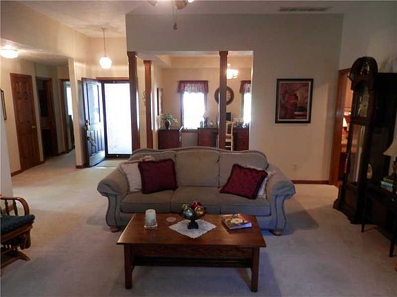 4th image of 123 Park Forest Dr N
