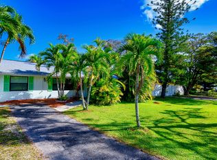 5217 Cypress Ln, Naples, FL 34113