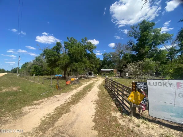 998 Sadorus Ave, Alford, FL 32420