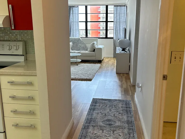 1301 Miami Gardens Dr #1421W — Photo 19