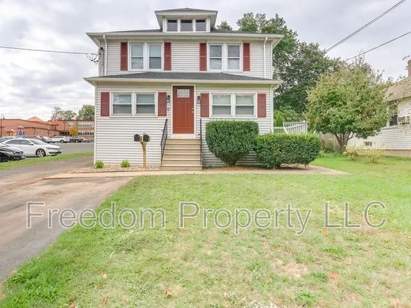 18 Peck St, Berlin, CT 06037