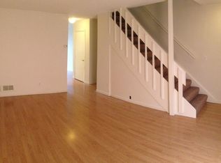 26326 N Diamond Lake Rd, Mundelein, IL 60060