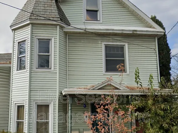 67 N Union St #1, Burlington, VT 05401