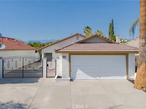 2092 Greenbriar St, Colton, CA 92324