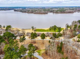 1061 Emerald View Dr, Greensboro, GA