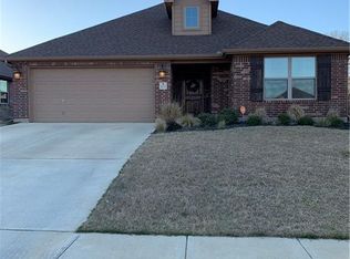 3172 Shoreline Dr, Burleson, TX 76028