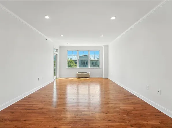 15 Freedom Way image 31 of 48