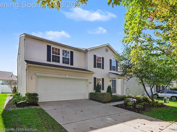 8135 Cypress Cir, Dexter, MI 48130