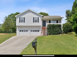 104 Limestone Ln, Douglasville, GA 30134