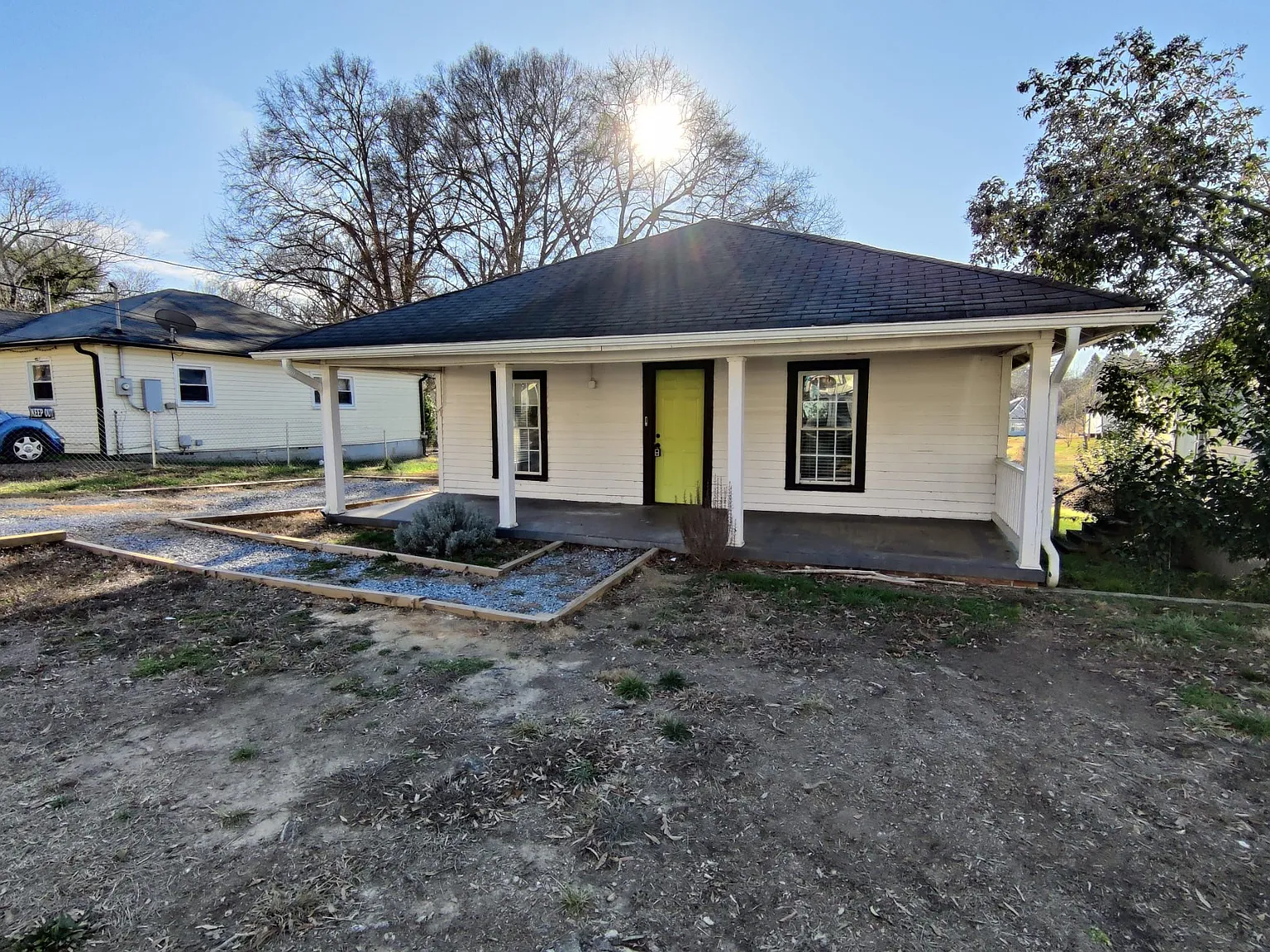 3 bed, 2.0 bath, 1560 sqft, $1,850 — Photo 2