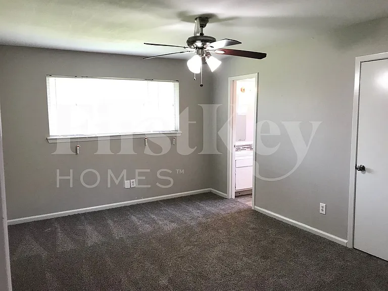 6719 Indian Falls Dr — Photo 14