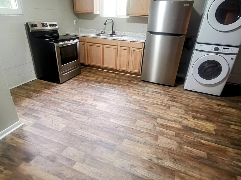 729 High St #B — Photo 8
