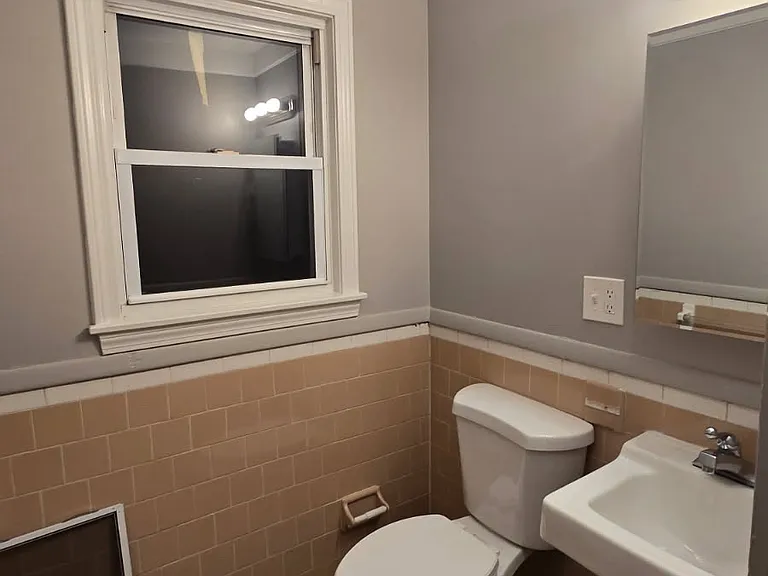 20 Orange St #8 — Photo 6