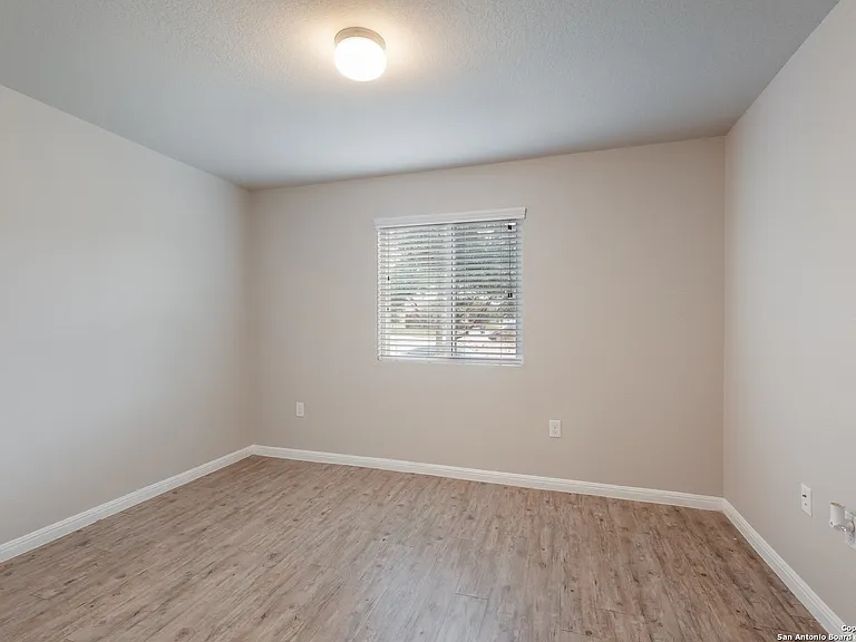 10102 Relic Oaks — Photo 8