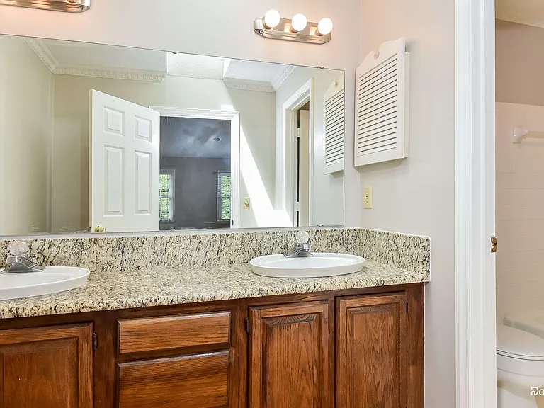 5211 Nantucket Rd — Photo 8