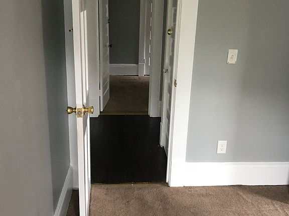 5th image of 115 Fuller Ave SE