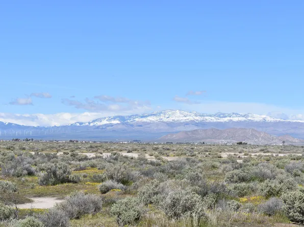 135th St W, Lancaster, CA 93536