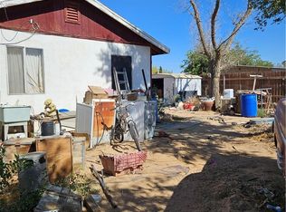18652 Bellflower St, Adelanto, CA 92301