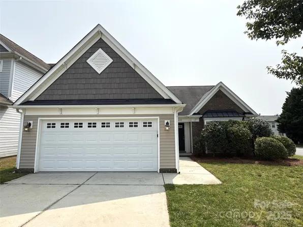 1423 Napa St NW, Concord, NC 28027