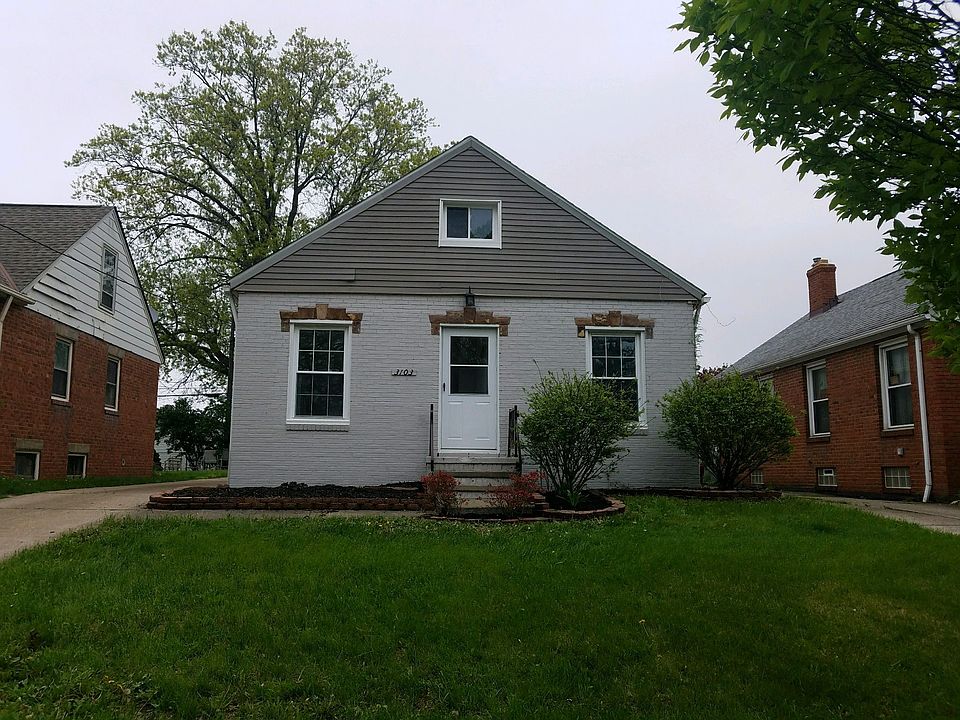 1st image of 3103 W 136th St