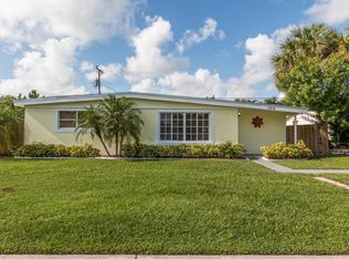 11614 Oleander Dr, Royal Palm Beach, FL 33411