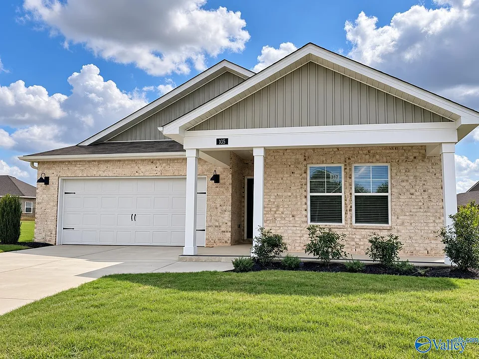 105 Meadow Path Dr
