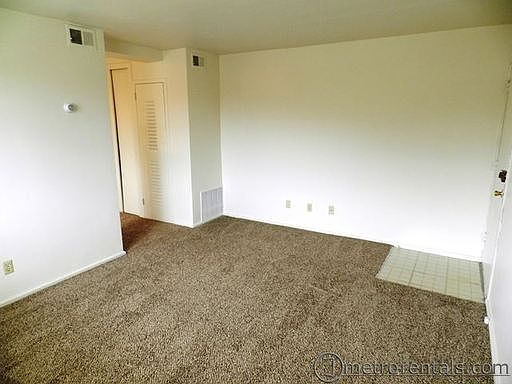 2nd image of 1769 Clifton Ave APT 4