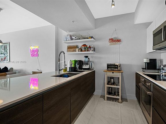 3rd image of 301 Altara Ave #823