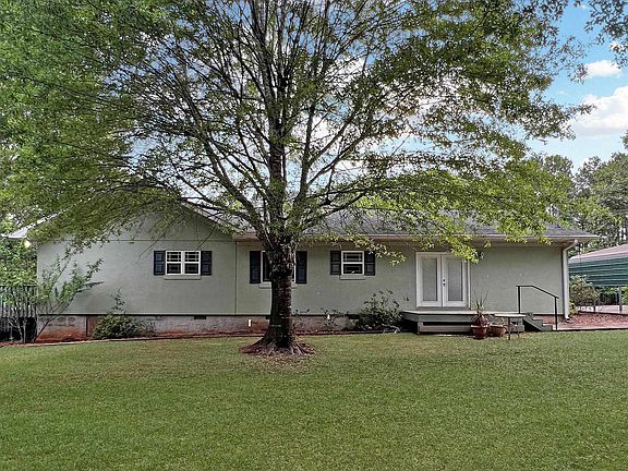 3rd image of 275 NE Quesenberry Dr
