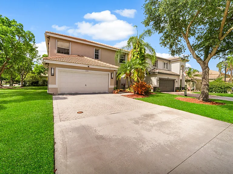 5106 Heron Ct — Photo 2