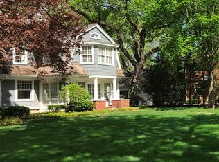 206 N Monroe St, Hinsdale, IL