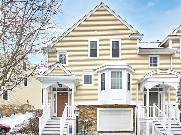 24 Richardson Rd Unit 24, Burlington, MA 01803
