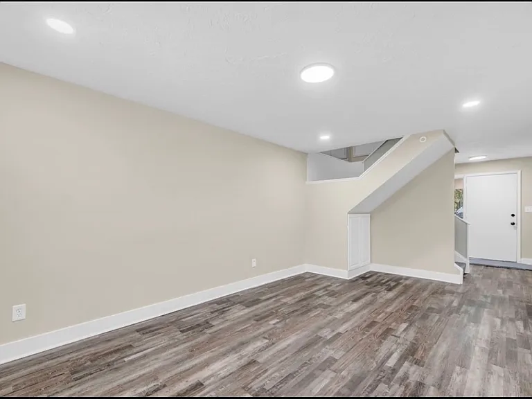 9459 Central Park Blvd — Photo 3