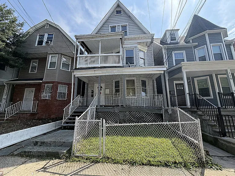 168 Seymour Ave #C3