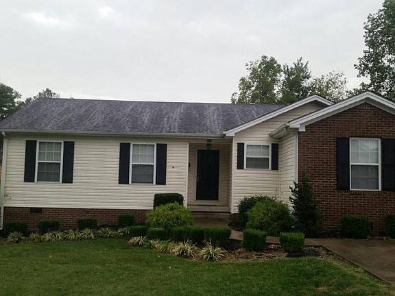 2nd image of 205 N Poplar St