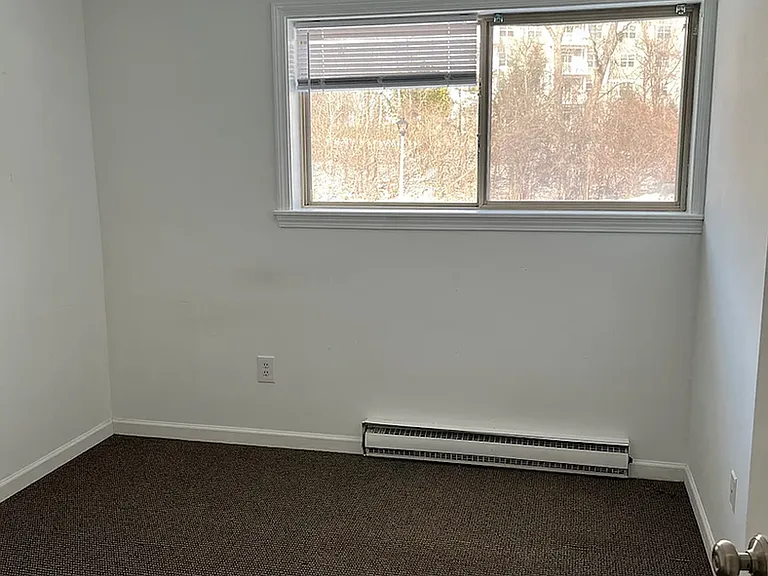 234 Quarry Hill Rd — Photo 11