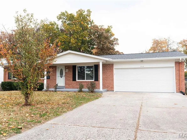 210 San Jose Ct, O'Fallon, MO 63366