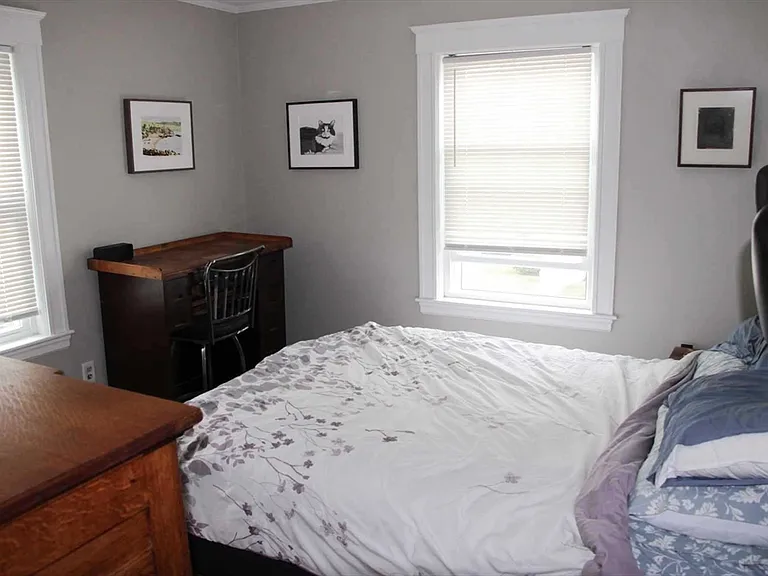 58 Parkway Cres #2 — Photo 5