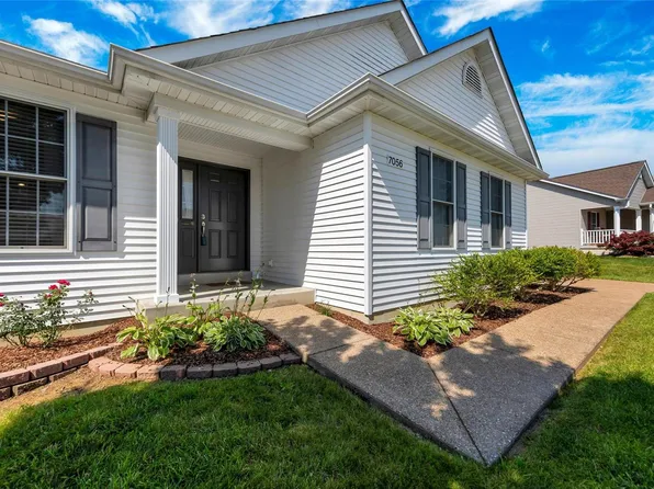 7056 Whisper Creek Dr, Wentzville, MO 63385