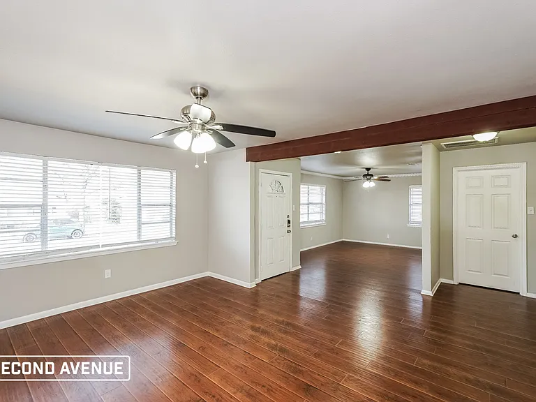7608 Deaver Dr — Photo 7