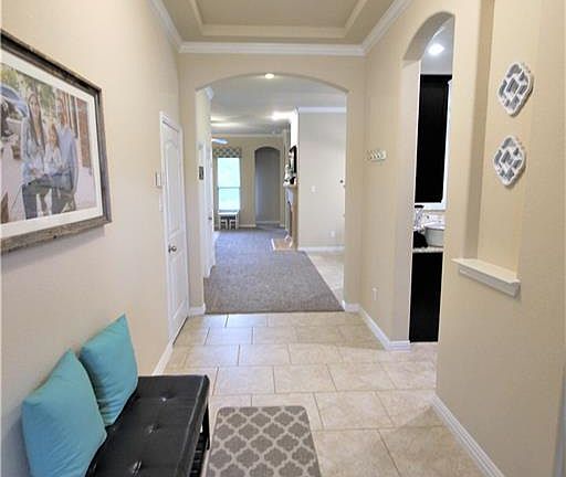 5th image of 178 Balfour Dr