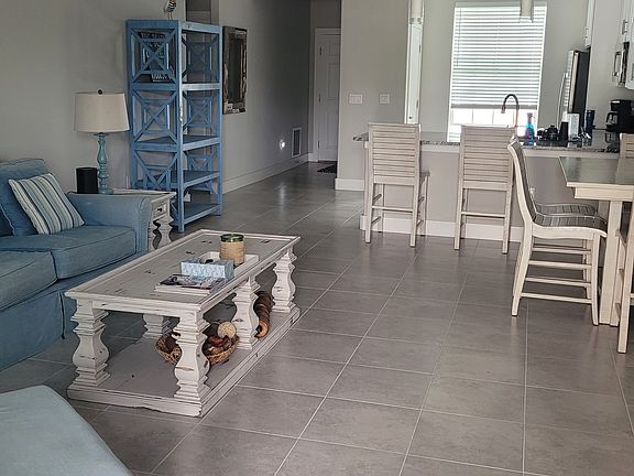 4th image of 16B Collingwood Ln