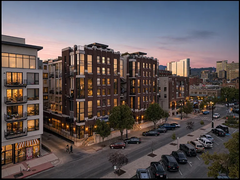360 W Broadway #403 — Photo 24