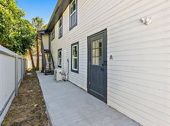 3rd image of 2018 14th St S APT A