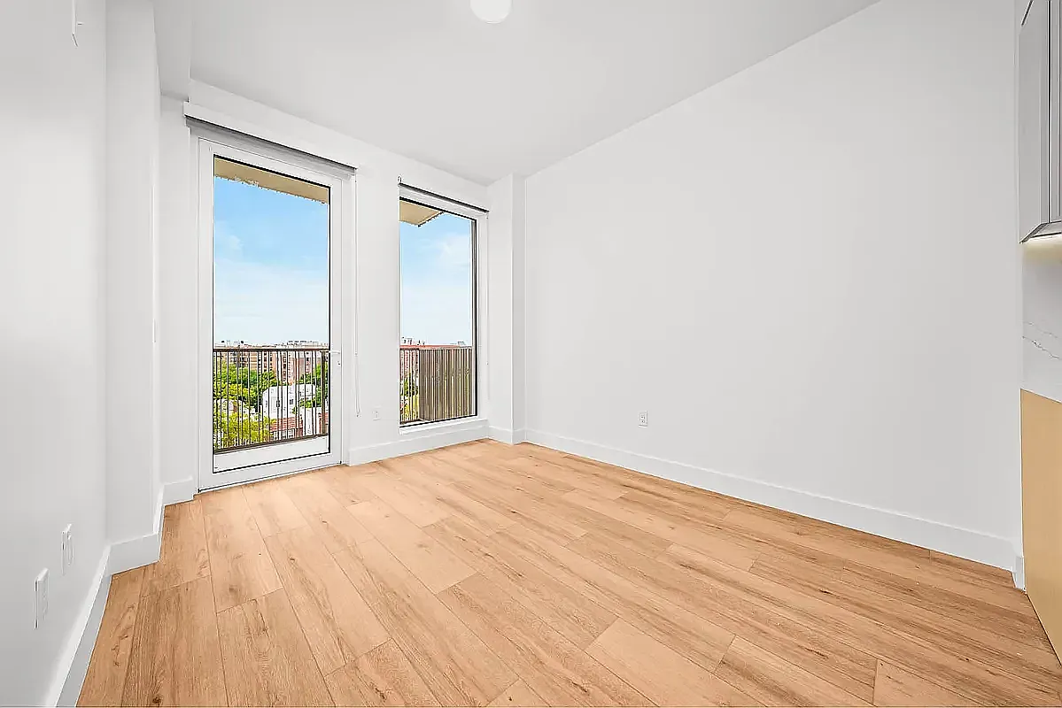 2900 Nostrand Ave — Photo 2