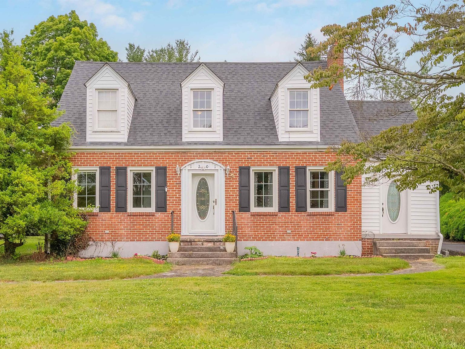 1201 Wenonah Ave, Pearisburg, VA 24134 Zillow